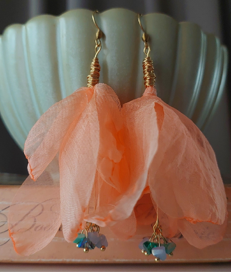 Peach Puff Petal Earrings